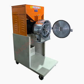 10 HP Double Chamber Pulverizer Price 10 HP Atta Chakki Machine Commercial Flour Mill Manufacturer